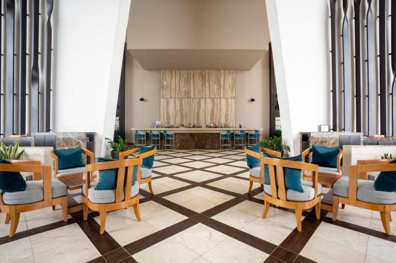 JW Marriott Panama Hotell Exteriör bild The lobby of the hotel