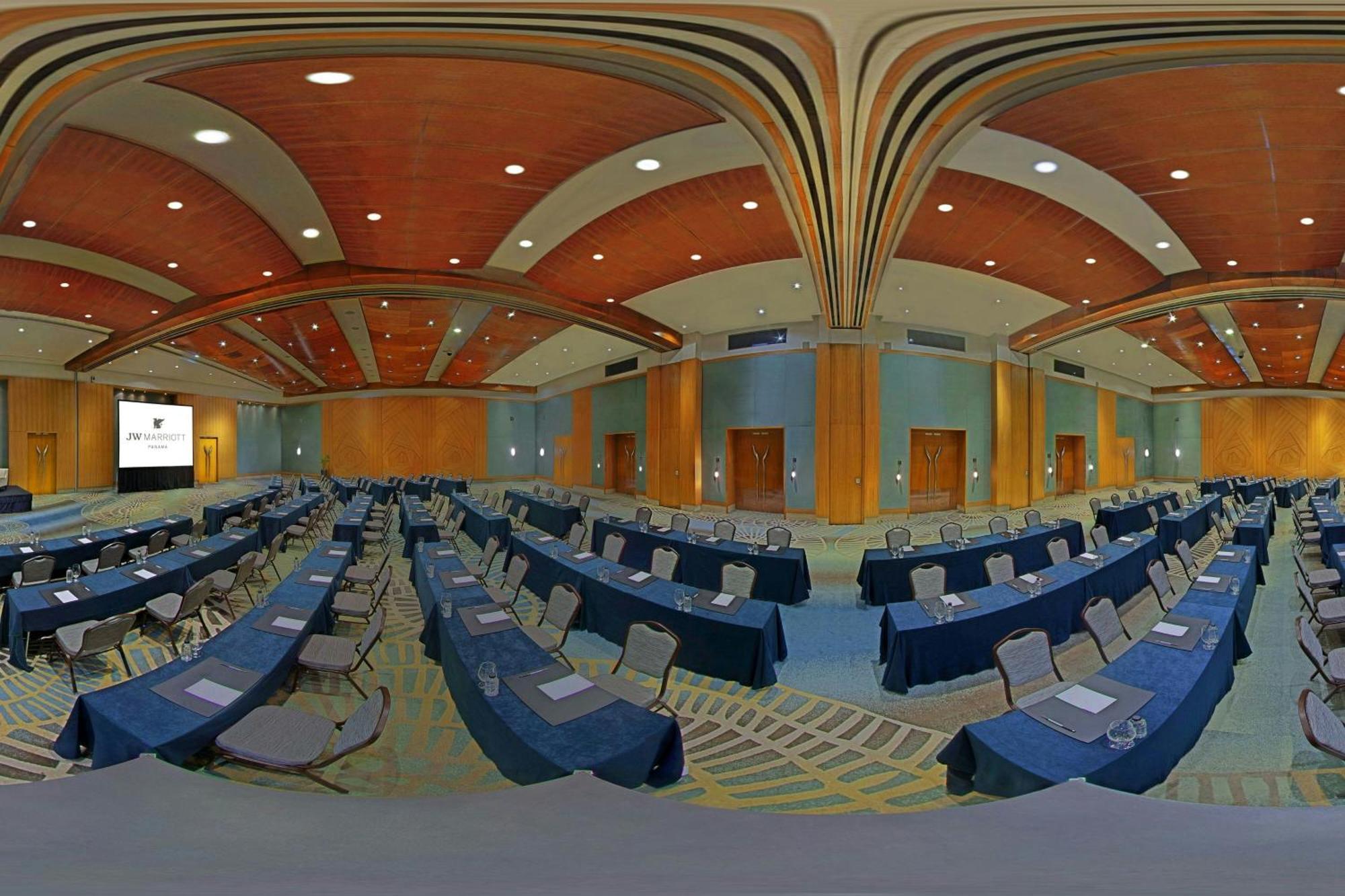 JW Marriott Panama Hotell Exteriör bild The 360° image of the meeting room of the European University Barcelona
