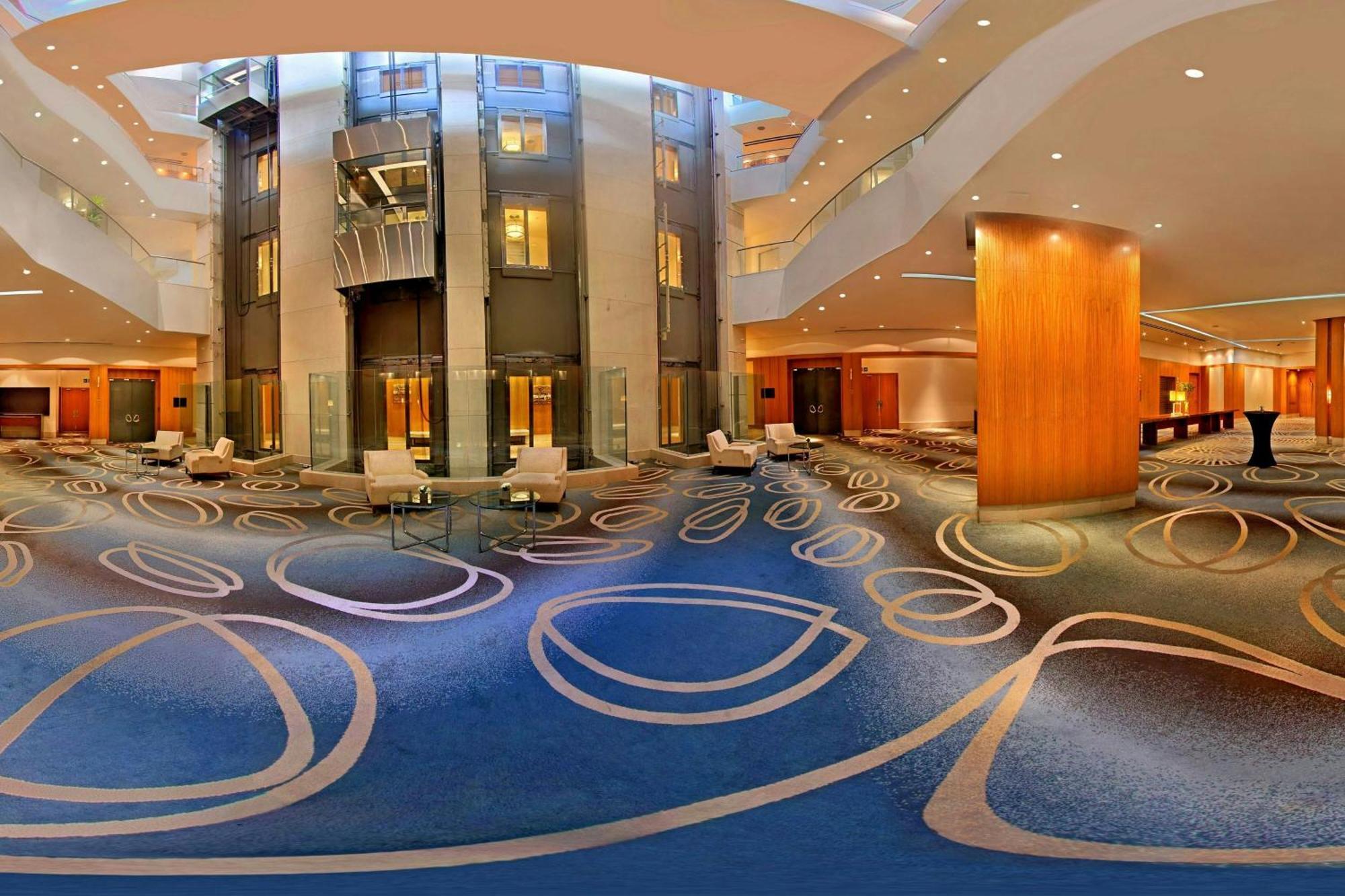 JW Marriott Panama Hotell Exteriör bild The lobby of the hotel